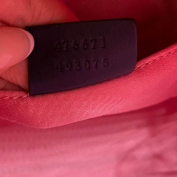 🎉SOLD🎊Gucci Gg Marmont Matelassé Denim Pearl Embellished Backpack Authentic - Picture 10 of 13